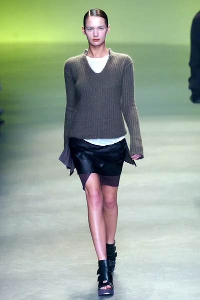 Look 13